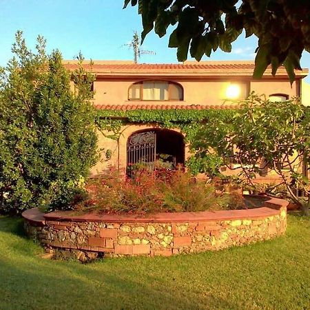 לינה וארוחת בוקר קטנזארו Borgo Piazza מראה חיצוני תמונה