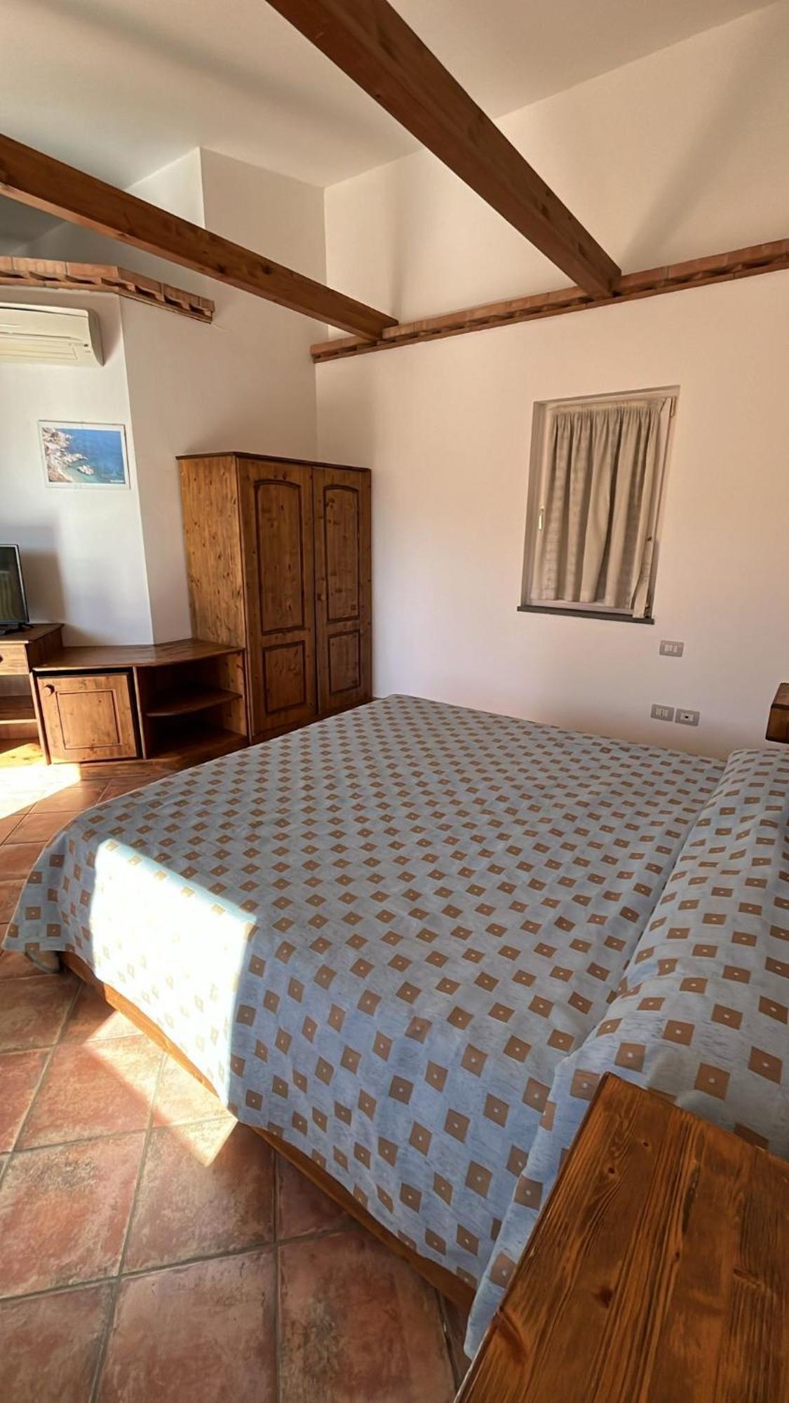 לינה וארוחת בוקר קטנזארו Borgo Piazza מראה חיצוני תמונה